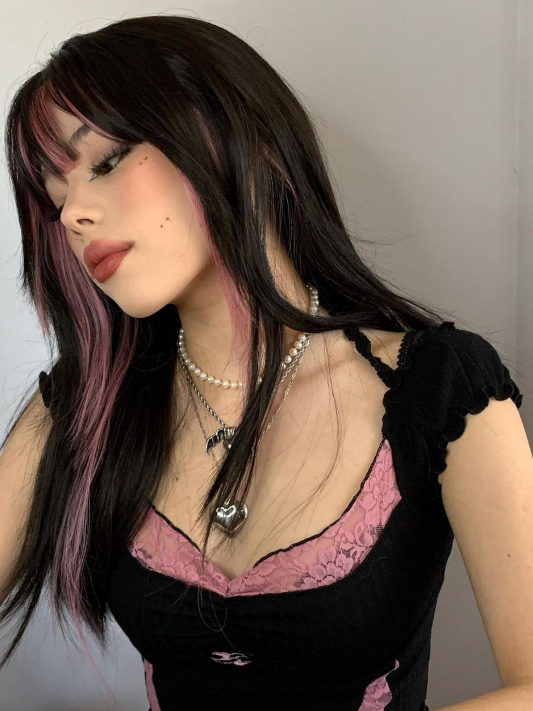 BLACK AND PINK MIXED COLOR LONG STRAIGHT SYNTHETIC WIG WITH BANGS