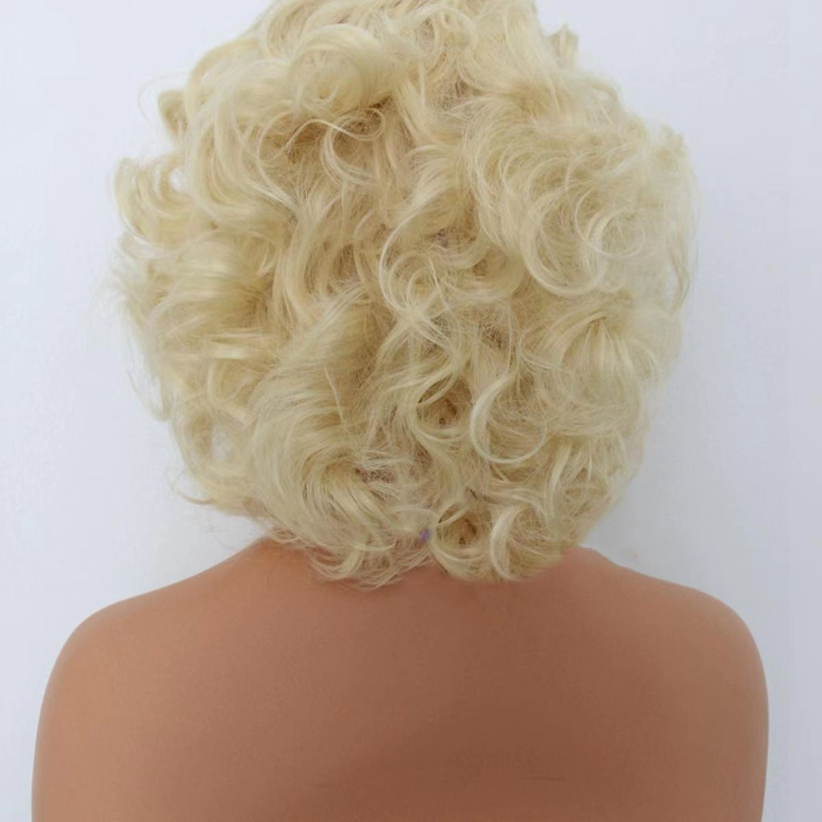 Vintage Blonde Short Wavy Wig