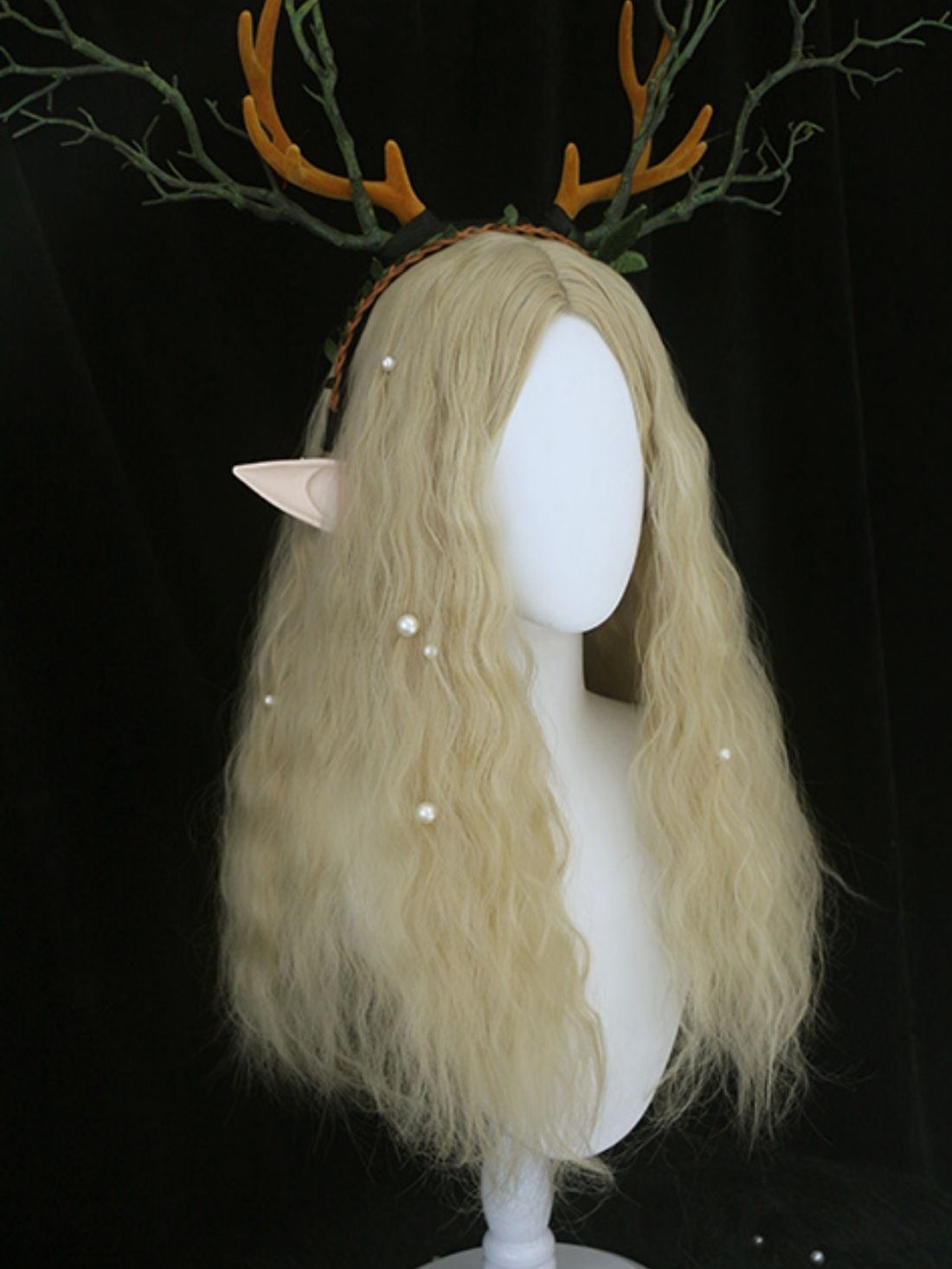 2022 Vintage Style Blonde Long Wavy Synthetic Wig